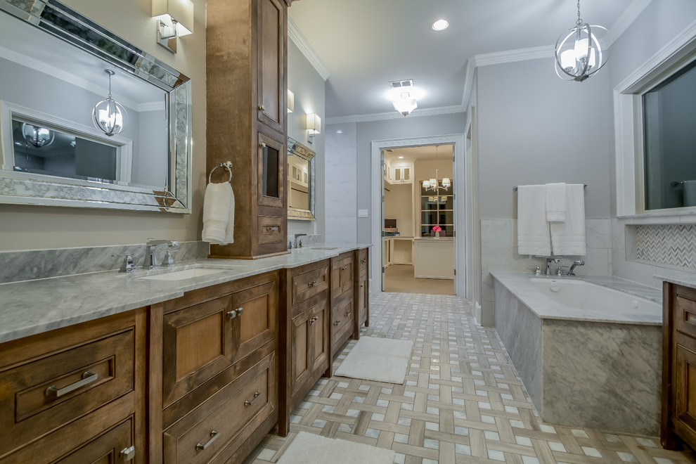 Bathroom - transitional bathroom idea