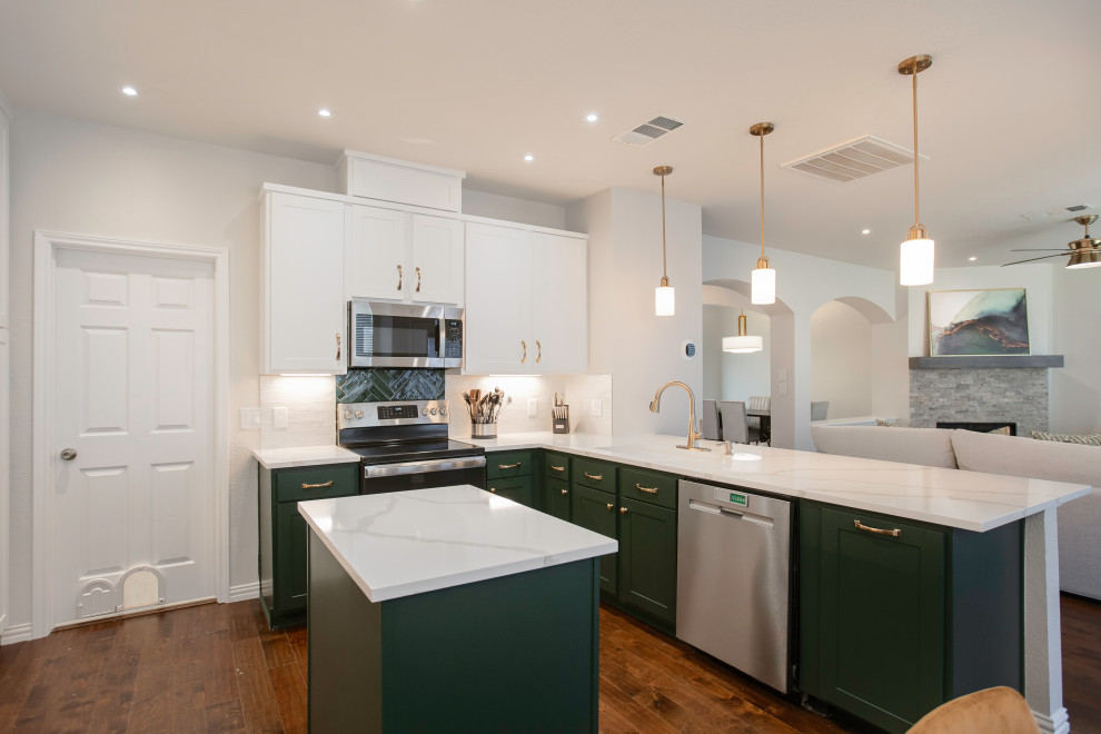 Magnolia Virginiana | Kitchen + Laundry + Fire Place