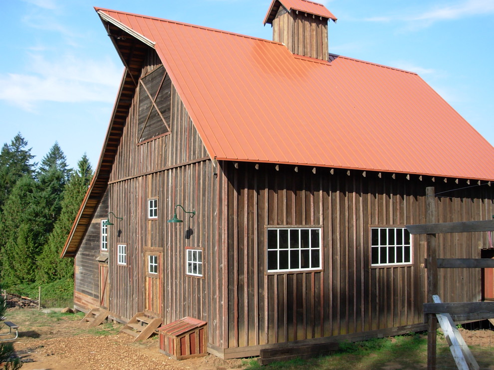 This is an example of a large country detached barn in Portland.