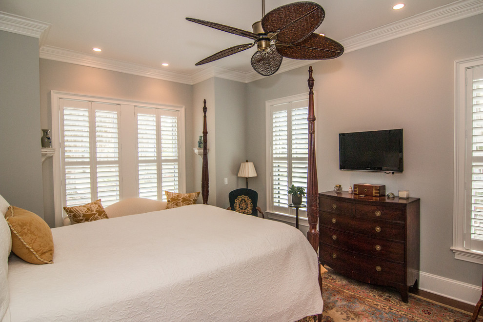 Design ideas for a traditional bedroom in Charleston.