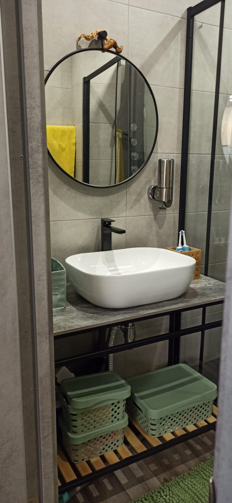 Современный интерьер с элементами лофта и сканди.