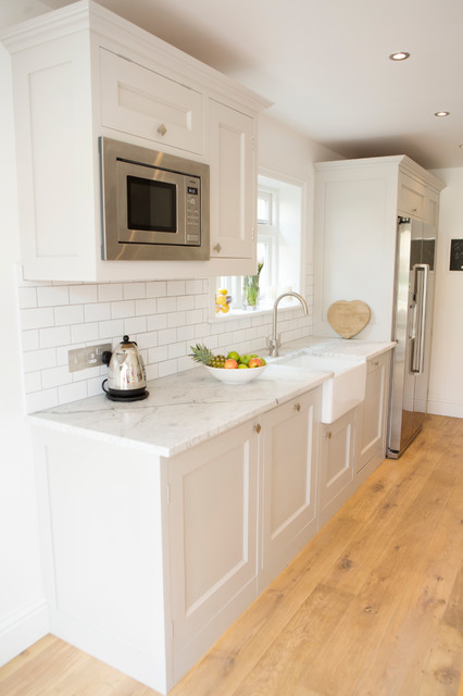Wandsworth Bespoke In Frame Kitchen eklektisk-koekken