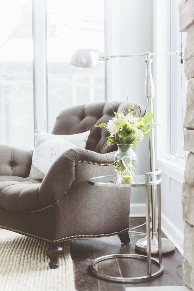 Inspiration for a coastal home design remodel in Minneapolis