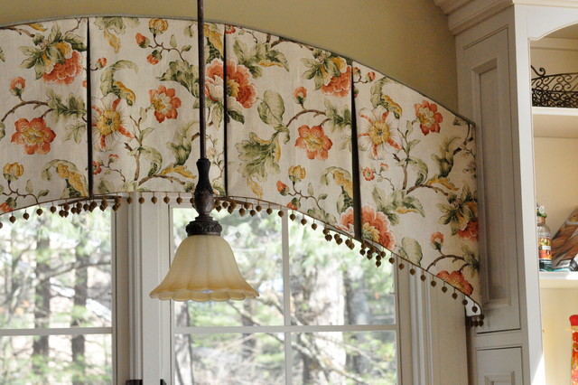 Arched Box Pleat Valance - Traditional - Boston - by Smashing Windows! |  Houzz IE