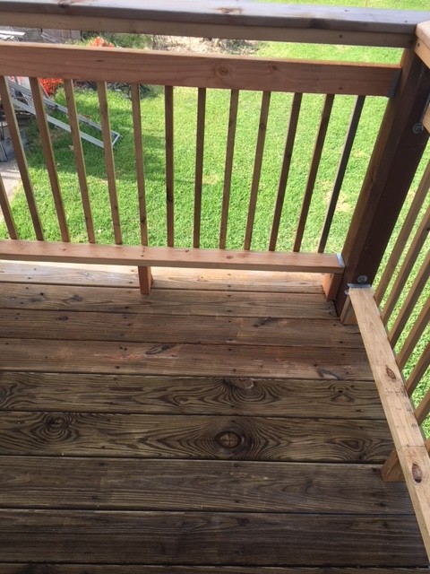 Cedar Wood Deck with Custom Railings