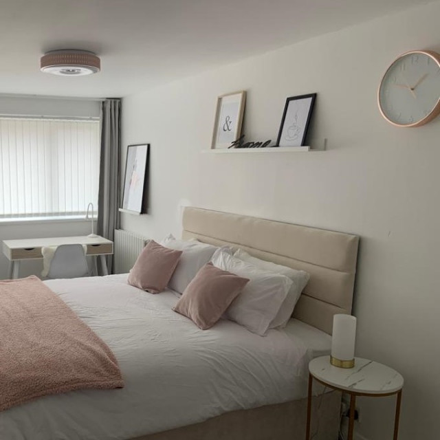 Guest House scandinavian-bedroom