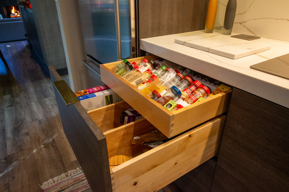 Contemporary Treehouse Kitchen