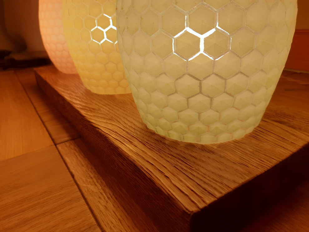 Настольная лампа