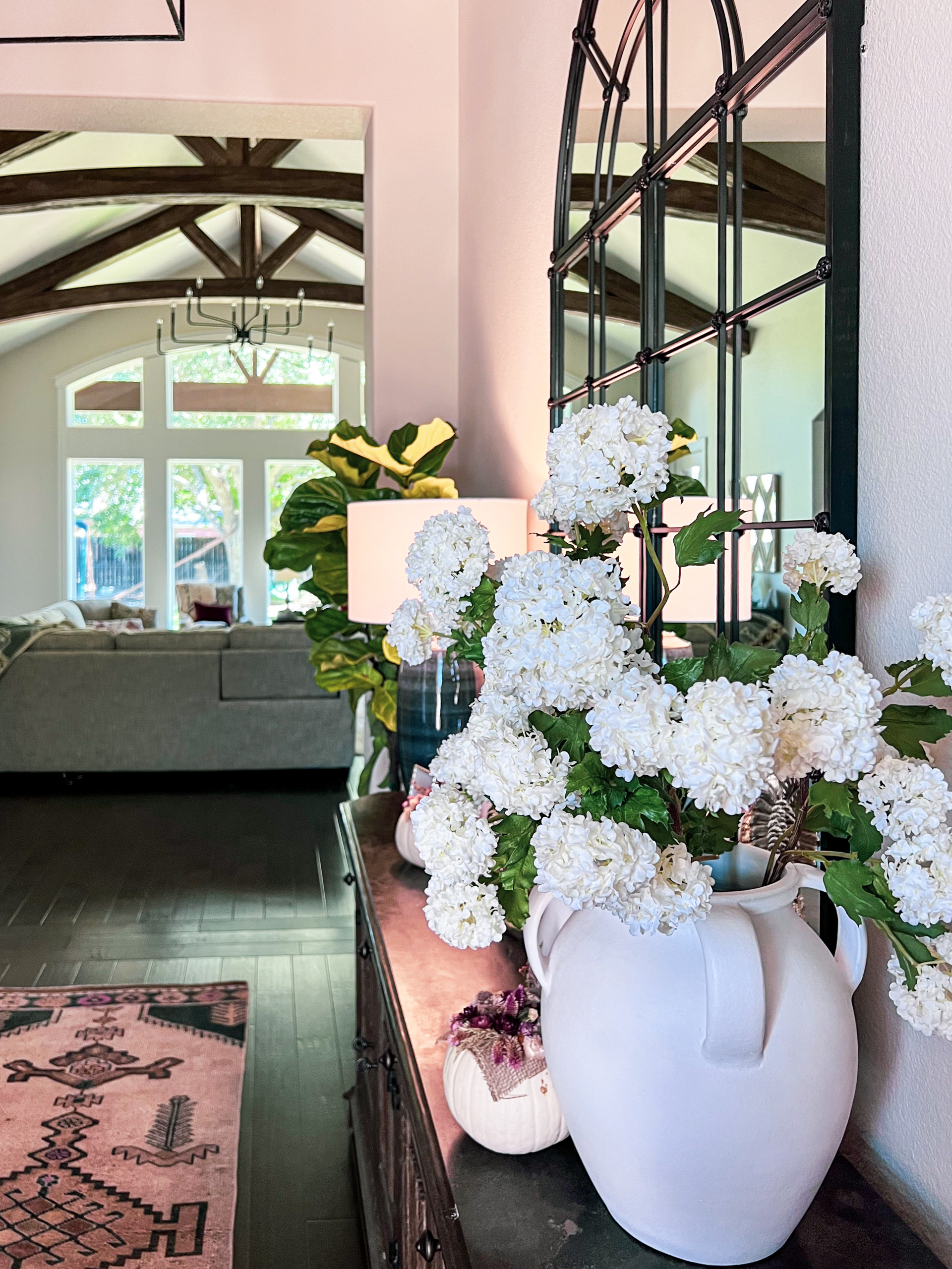 Lively Entryway