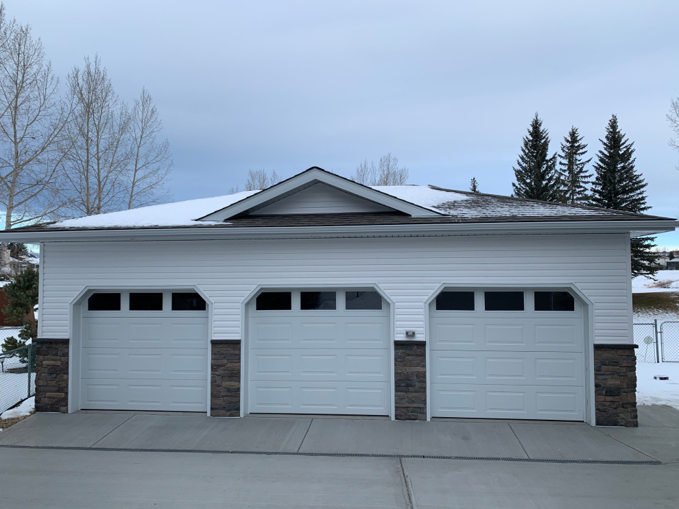 Back Yard Garage