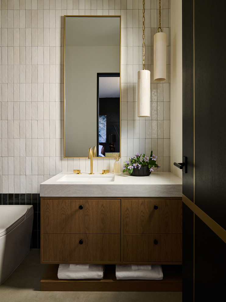 Modern Beach Front New York story - Contemporary - Bathroom - San Diego ...