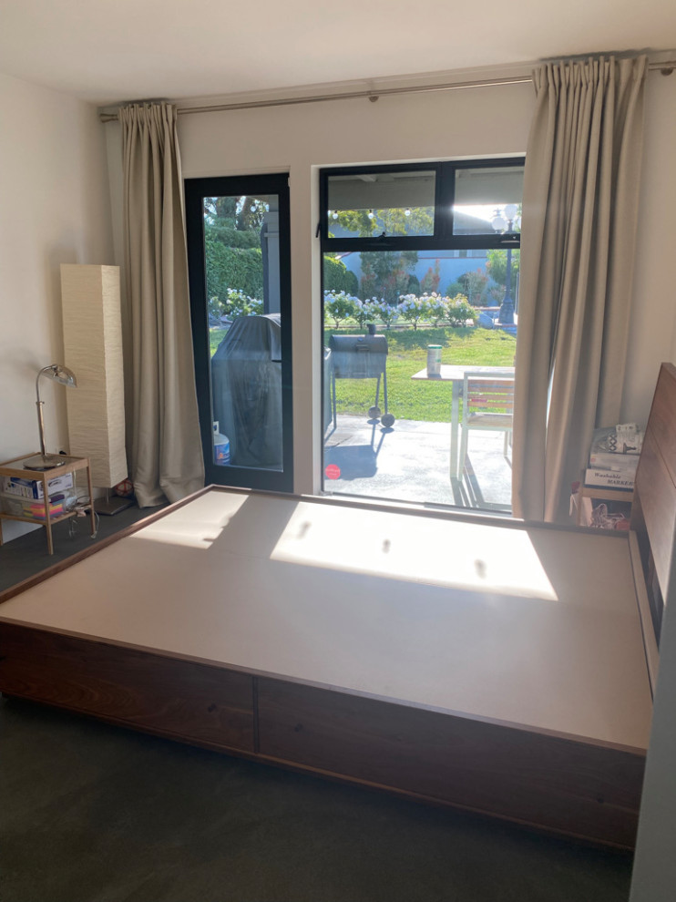 Replacing a large window with a smaller one