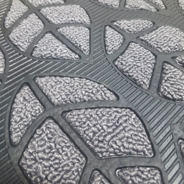 Sheltered Front Door Mat Central Park Rug 24x16 Inch Grey