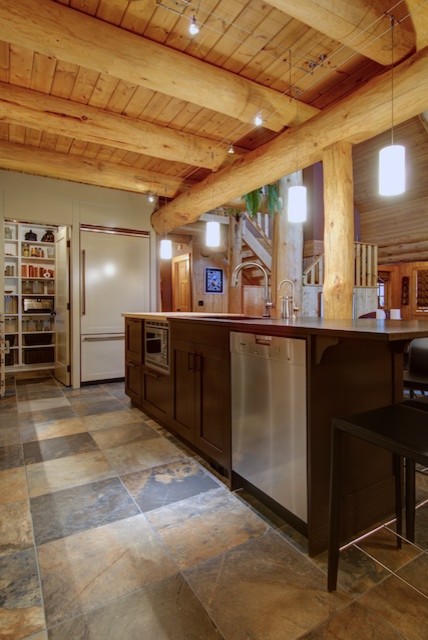 Kitchen - rustic kitchen idea in Calgary
