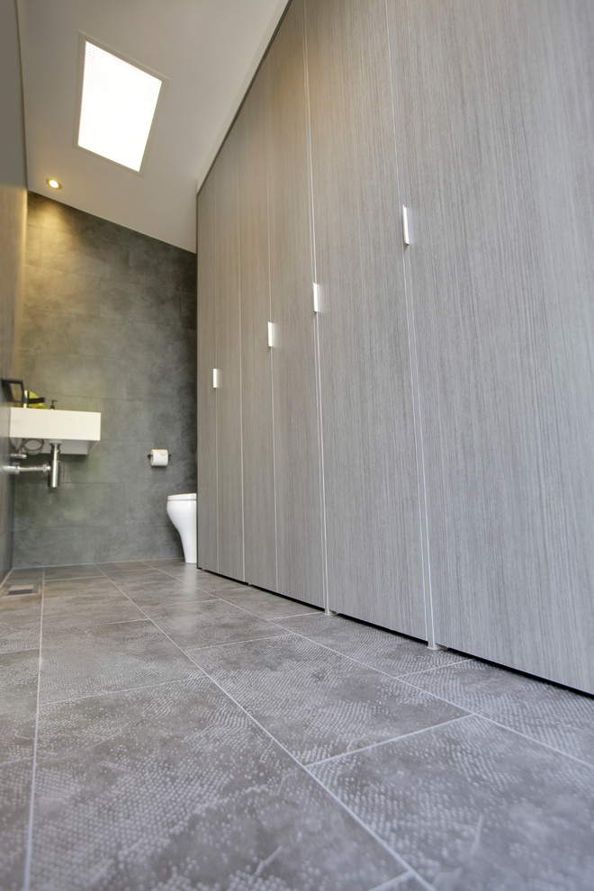 Photo of a contemporary laundry room in Melbourne.
