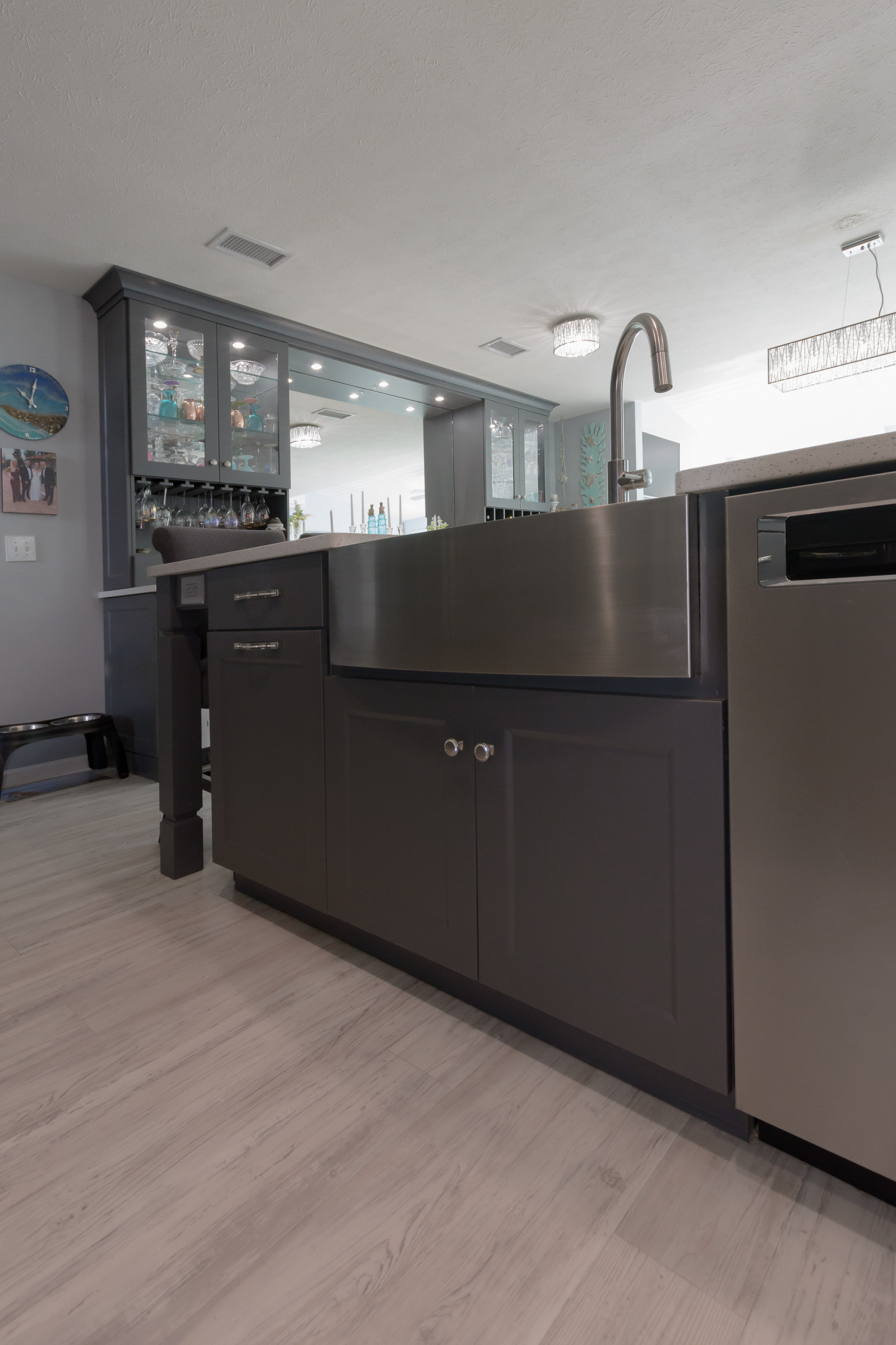 Surfside Beach Dark Kitchen with Bling