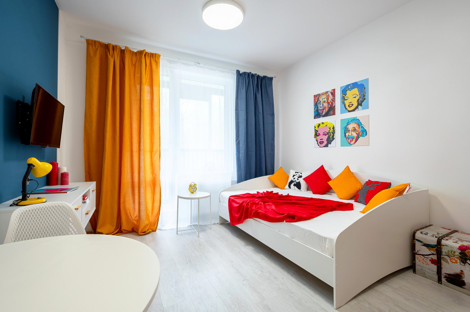 Апартаменты/студия в стиле POP арт