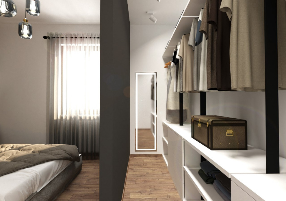 Modelo de armario vestidor unisex industrial pequeño con armarios abiertos, puertas de armario blancas, suelo de madera oscura, suelo beige y papel pintado