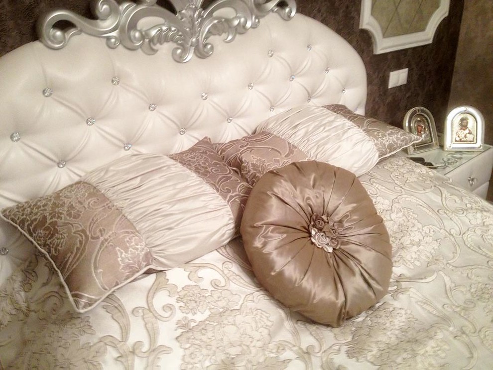 Подушки и покрывала