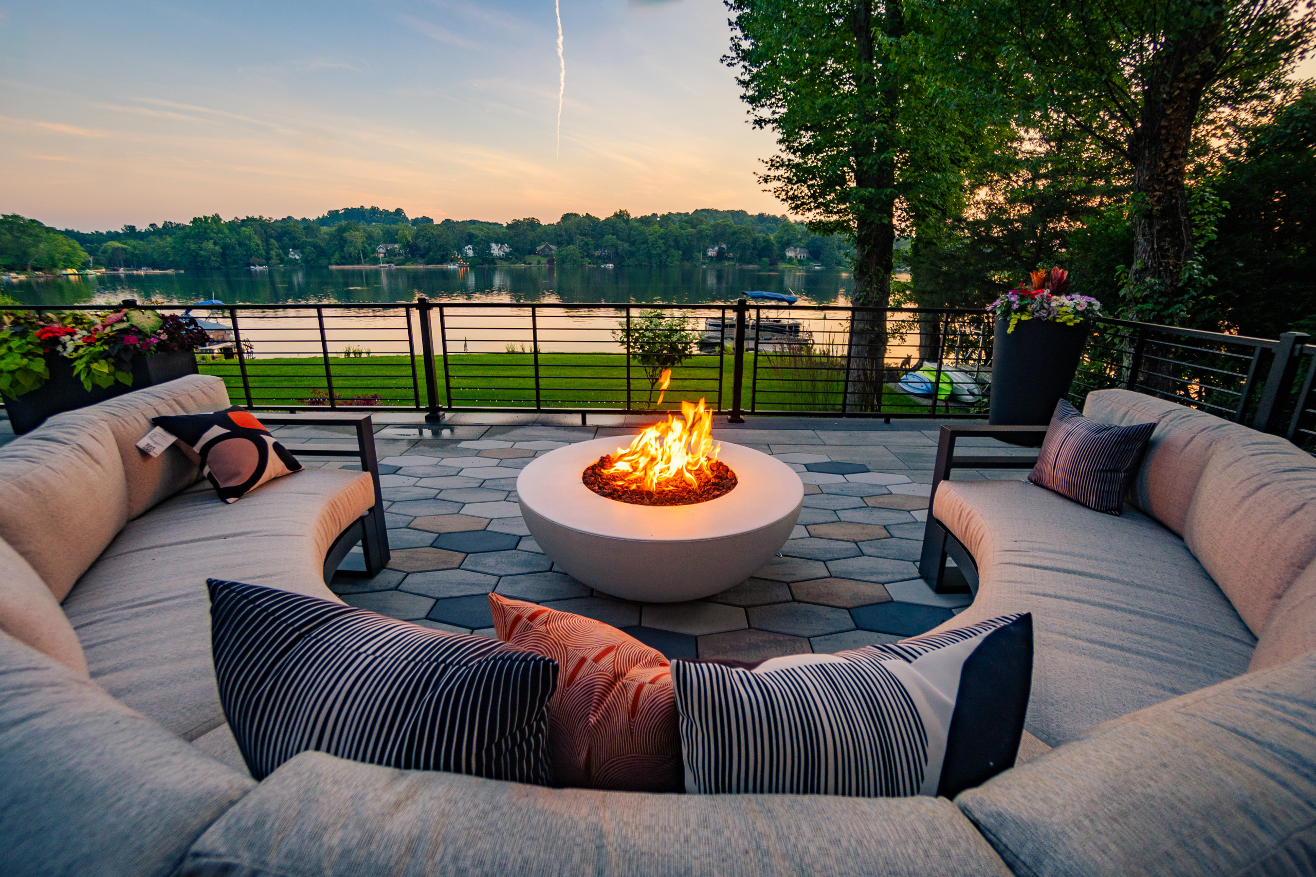 RAISED PATIO, OUTDOOR KITCHEN IN WAYNE NJ