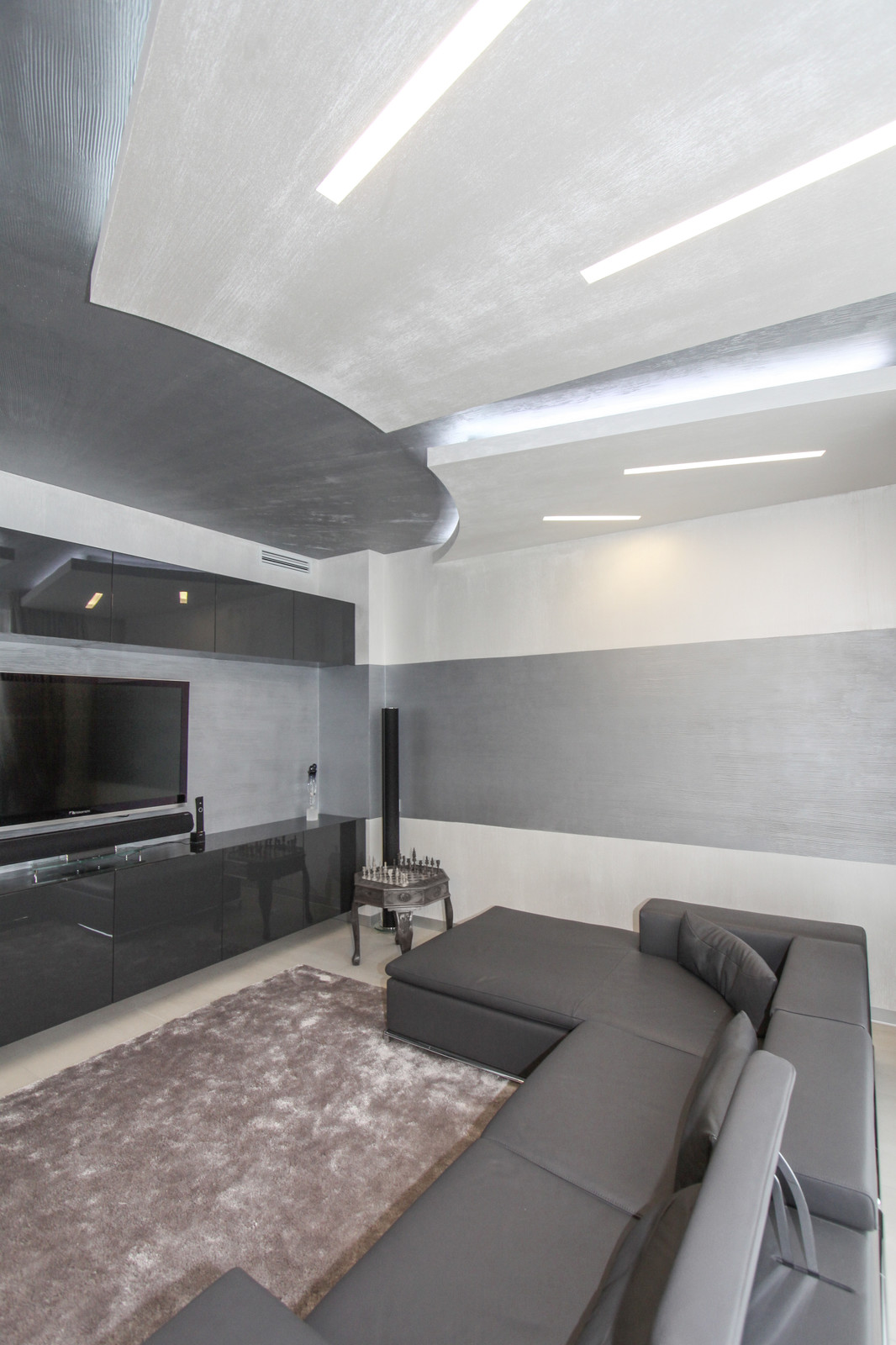 Квартира на октябрьском поле