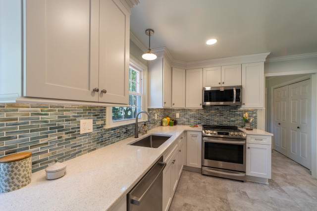 Bright Colors Kitchen contemporary-kitchen