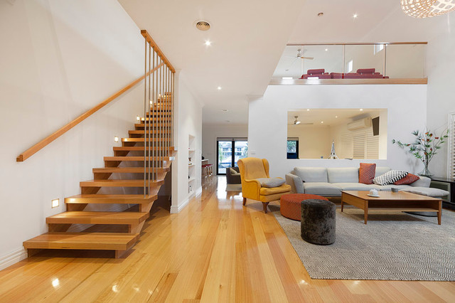 Open stair with Split cut Strings contemporain-escalier