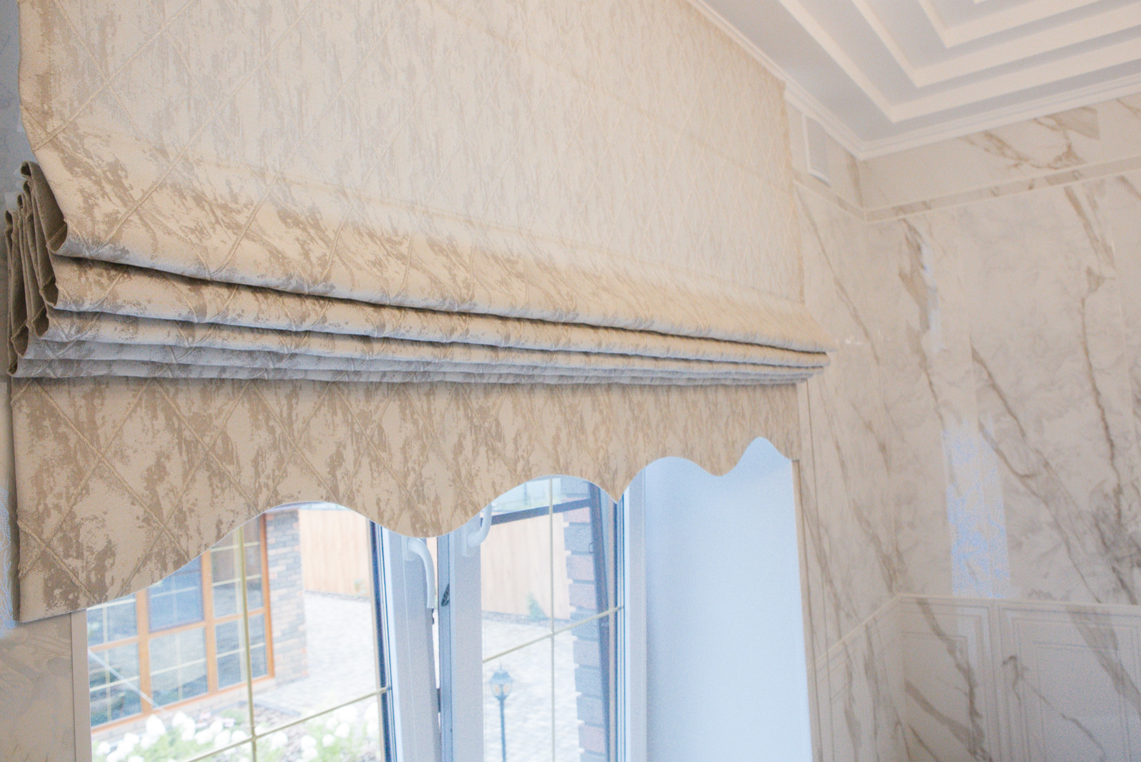 Римская штора для ванной комнаты "эффект мрамора"