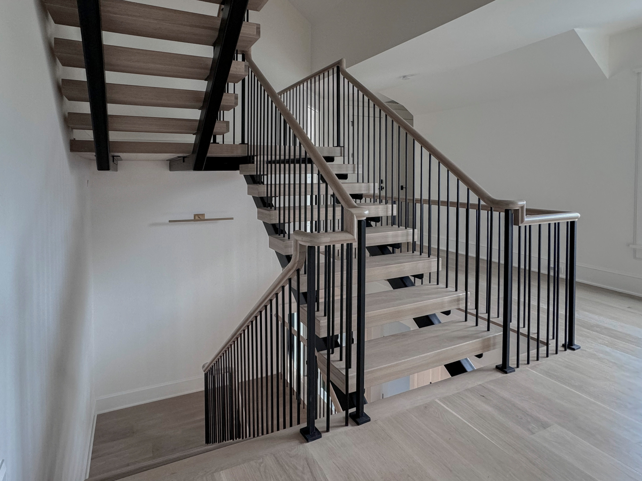 122_Modern Steel & Wood Floating Staircase, Arlington VA 22207