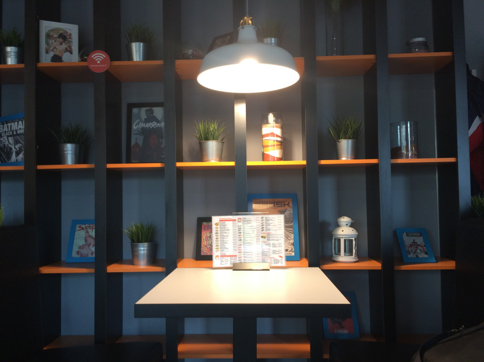 Кафе Каратэ Суши, Гвардейцев 11а