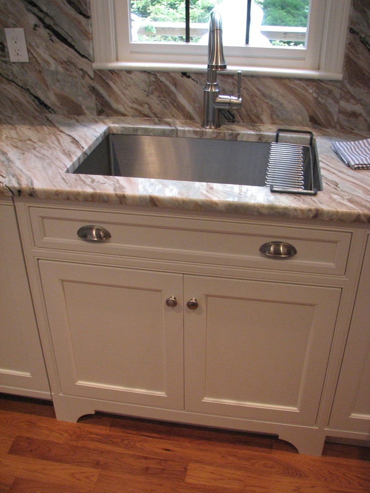 Inspiration for a transitional home design remodel in Boston