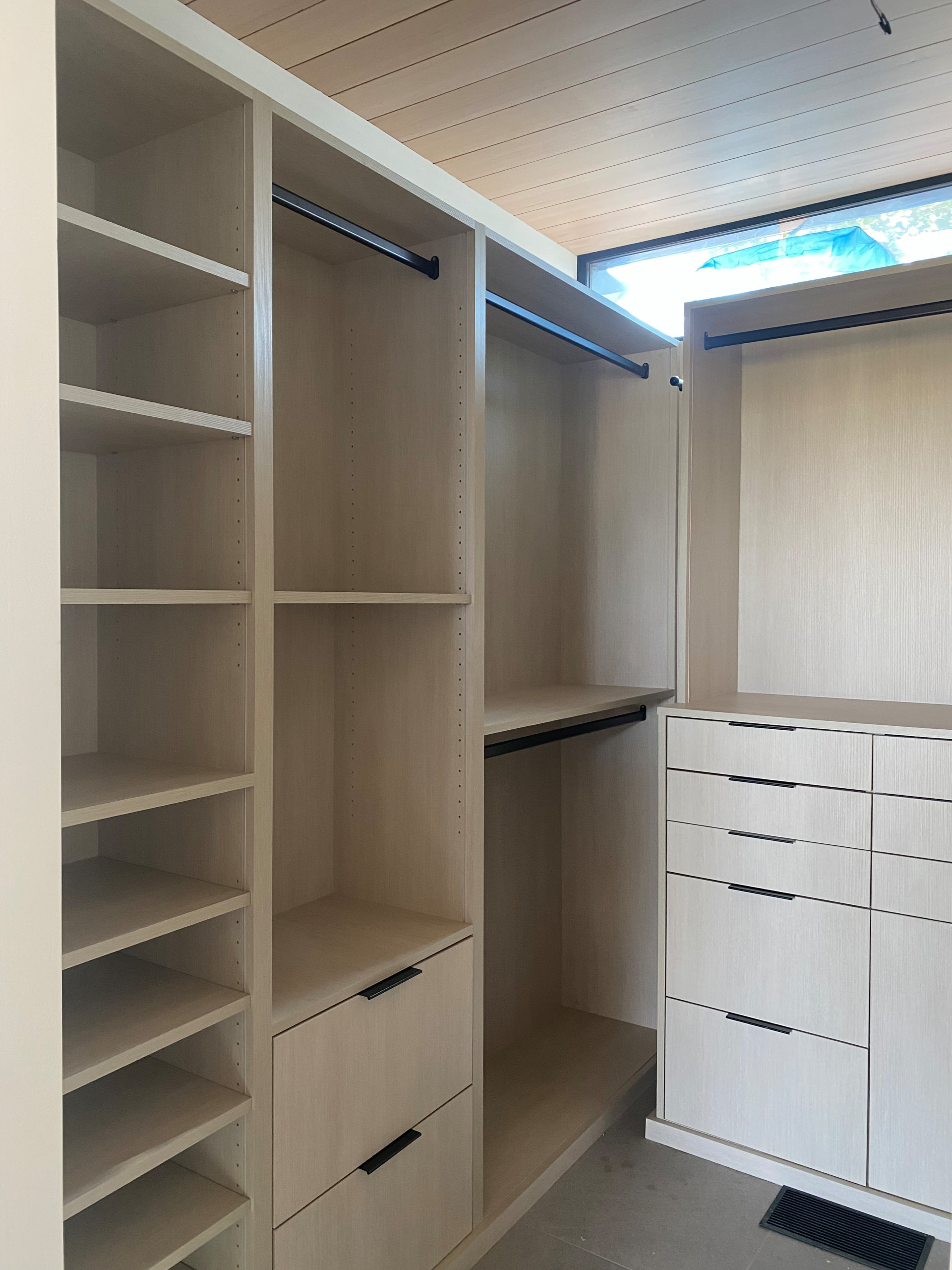 Lebowits Custom Walk-in Closets