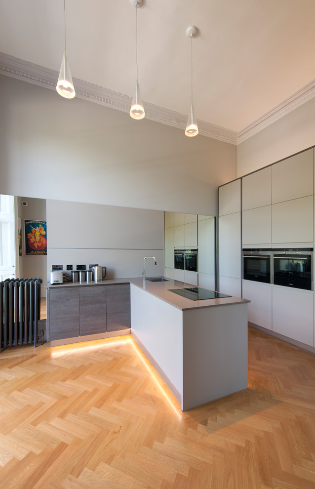 Large contemporary kitchen in Edinburgh.
