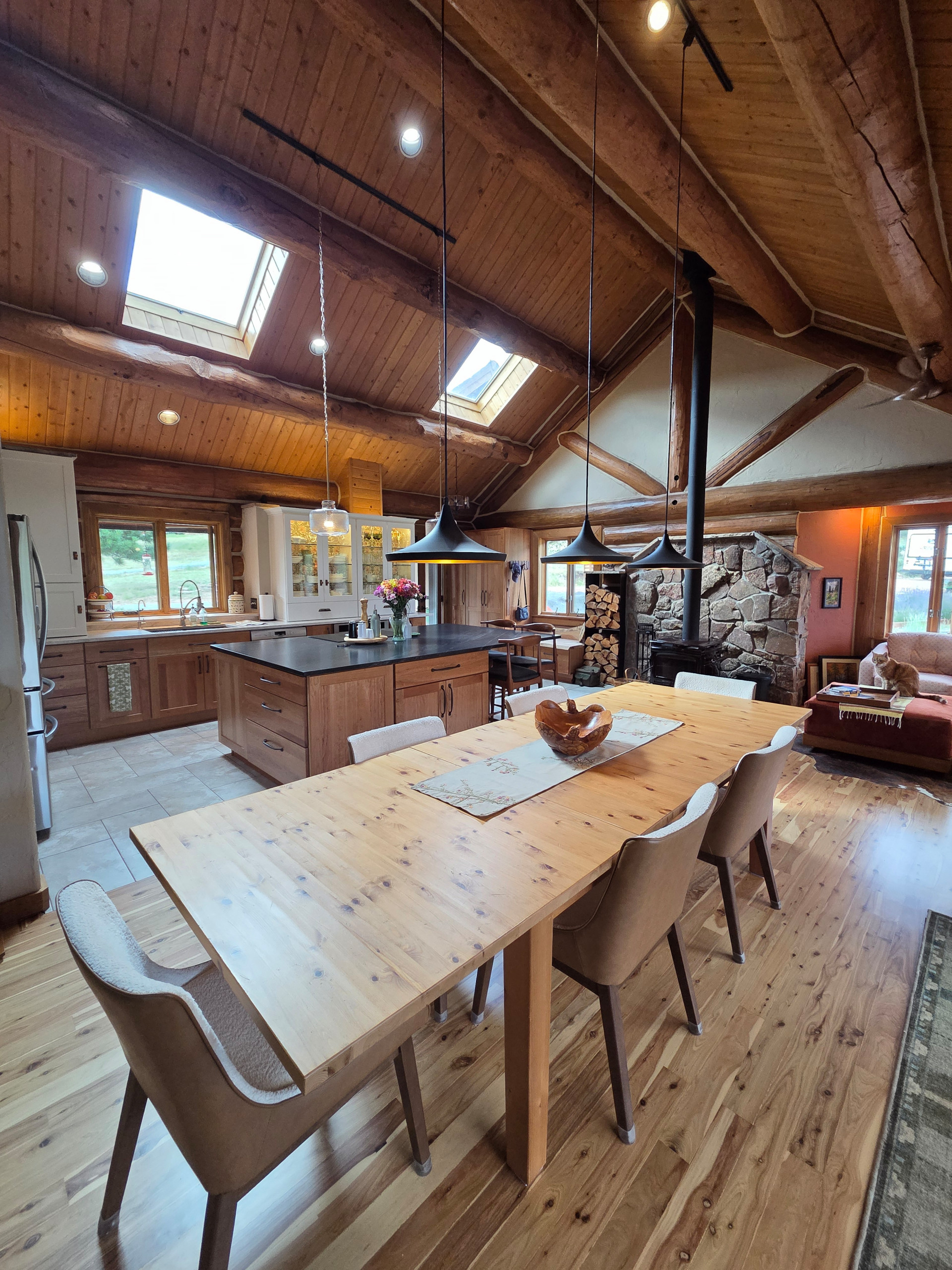 Lyons Mountain Home
