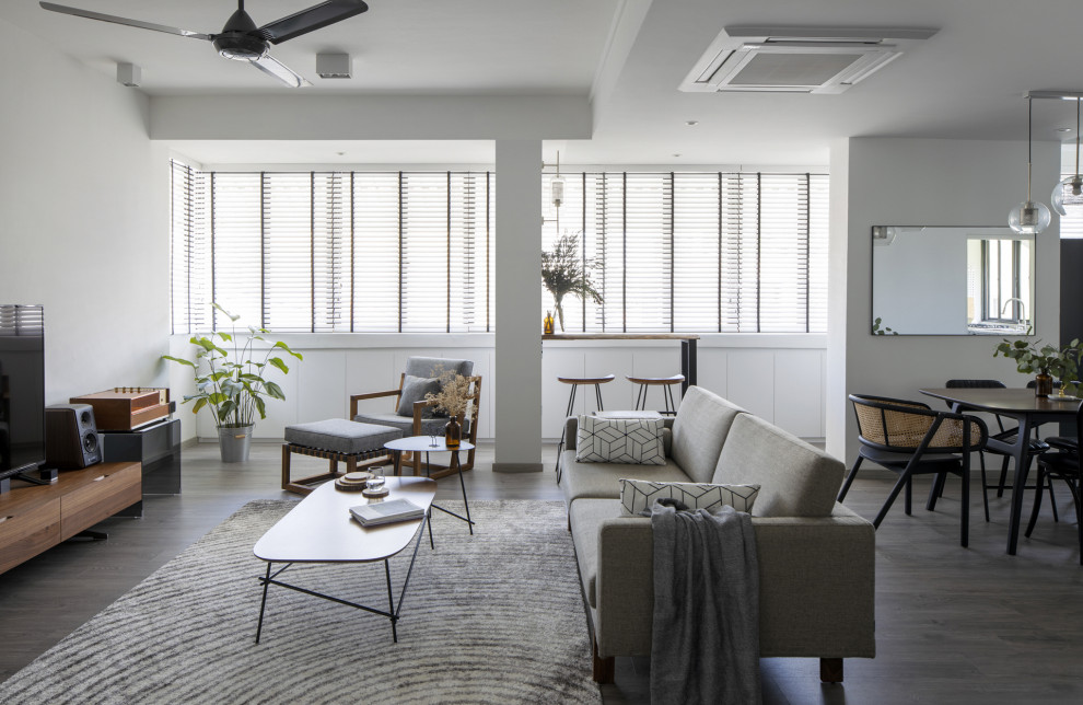 Design ideas for an Asian living room in Singapore.