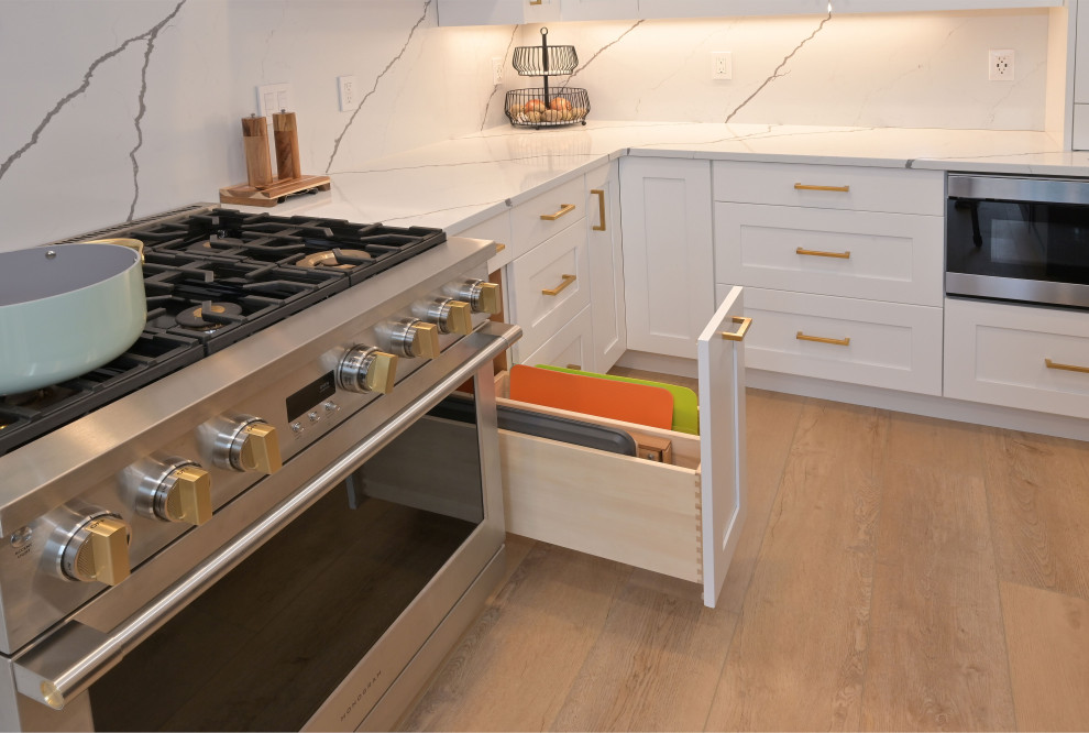 Inspiration for a transitional kitchen remodel in Seattle
