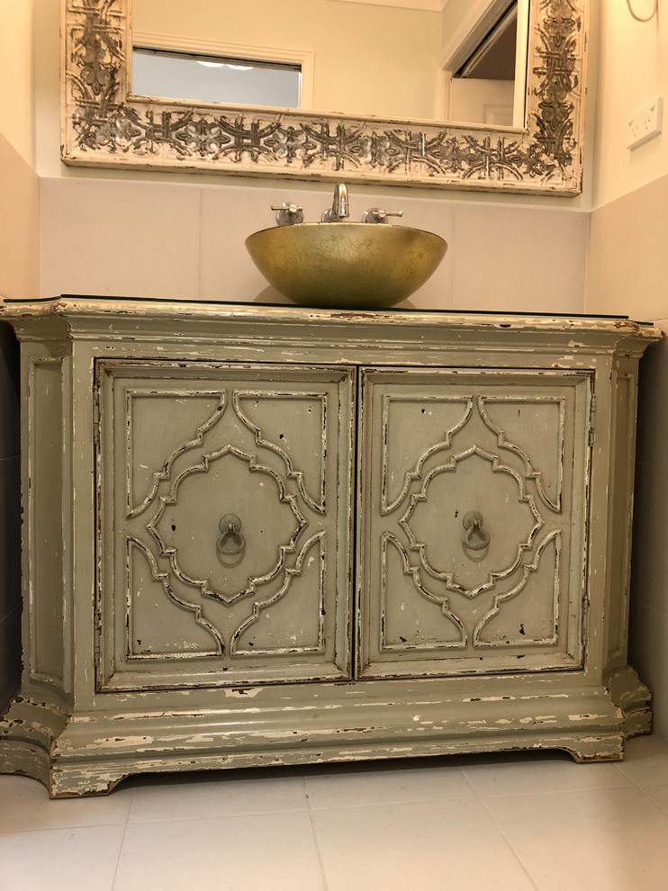 Inspiration for an eclectic bathroom in Sydney.