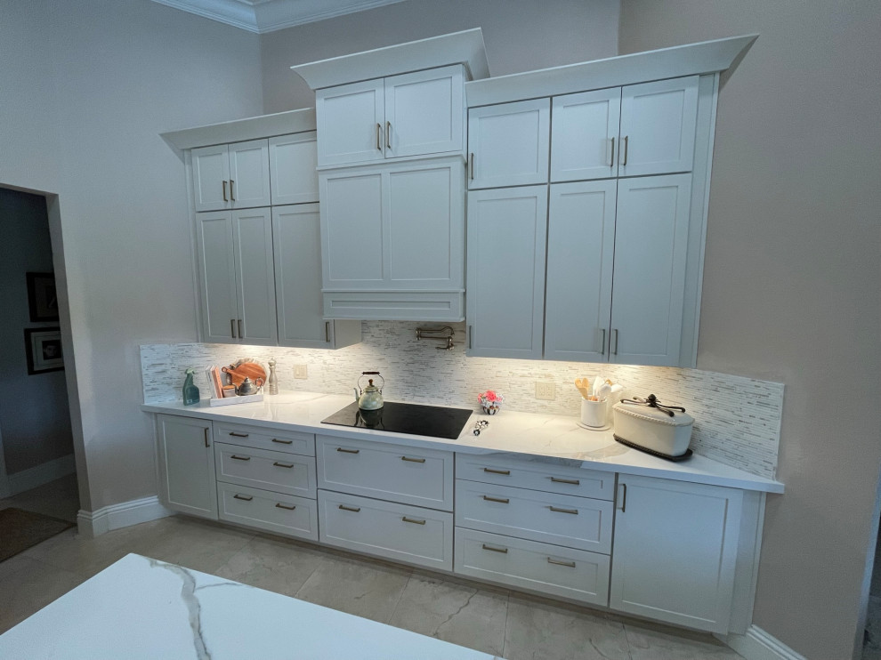 Inspiration for a transitional home design remodel in Miami