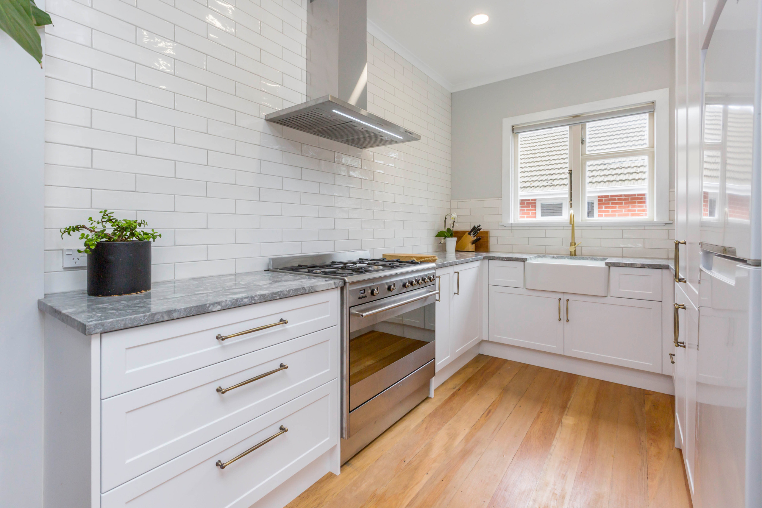 Chic, Casual & Compact Luxe Kitchen