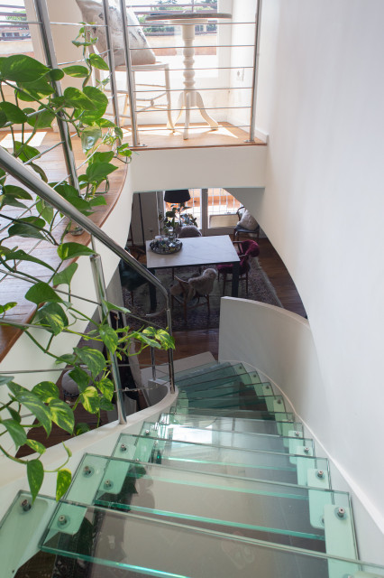 Casa di R. eclectic-staircase
