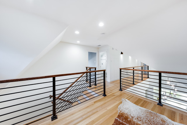 5303 Richard Ave transitional