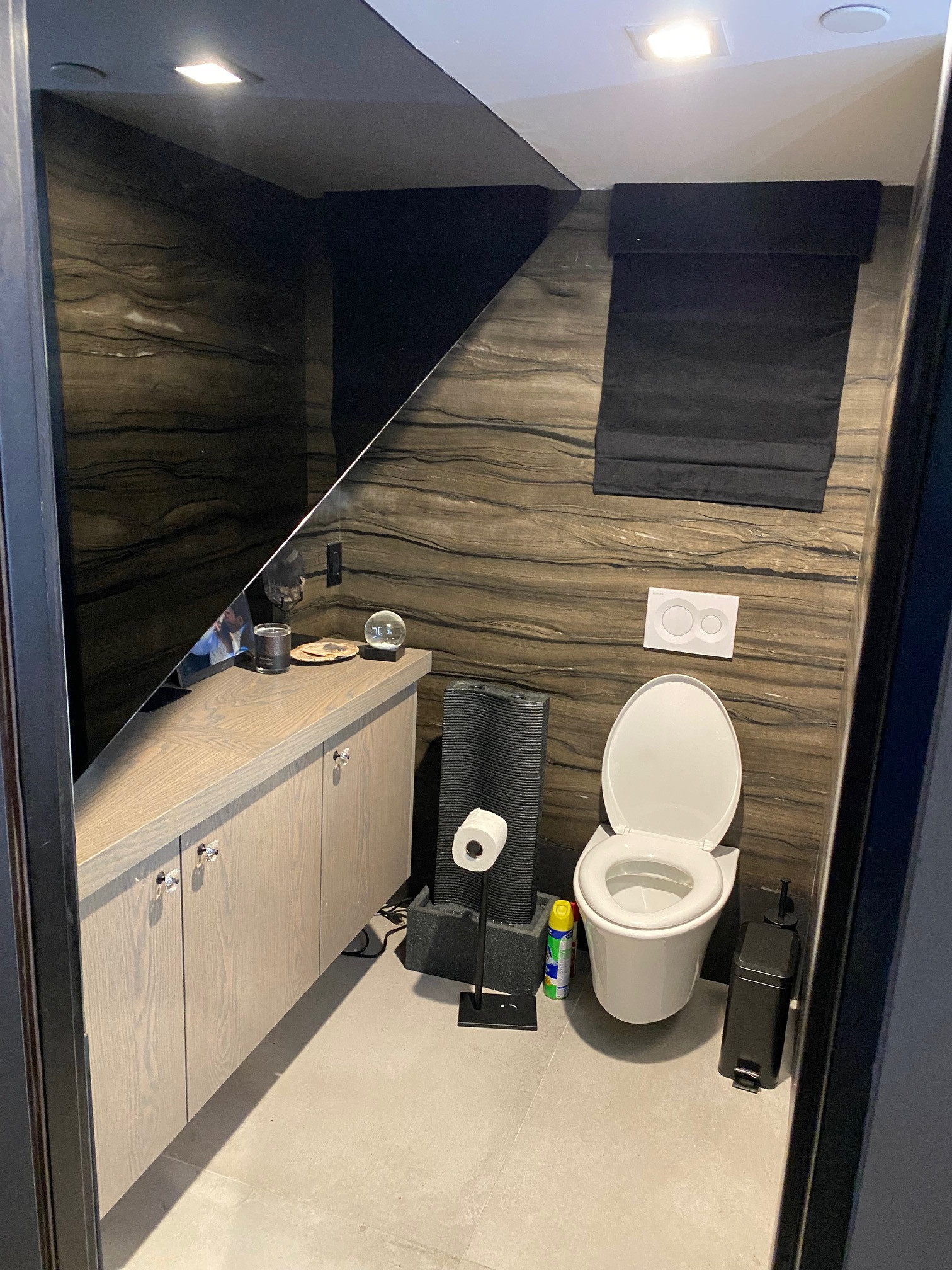 Gore Kitchen, Bathroom, Entertainment, and Back Ends