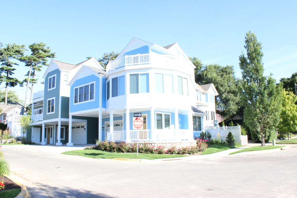 Photo of a beach style exterior in Grand Rapids.