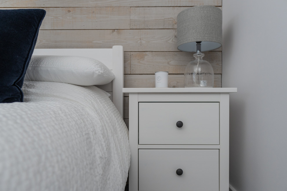 OYSTER BAY BEACH HOUSE MASTER Beach Style Bedroom Kent by