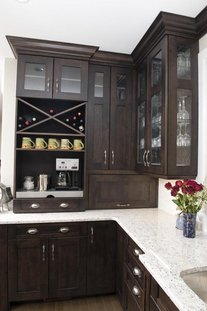 Home design - transitional home design idea