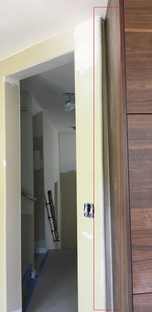 Need Solution For Awkward Kitchen Cabinets And End Wall Problem The Walls Are Not Level Nor Floor Ceiling Cabinets Actual But Small Gap That Is Created Between Cabinet And Wall