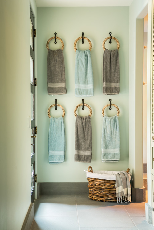 Towel Rack Ideas - Sensible Stylish Storage! • Queen Bee of Honey Dos