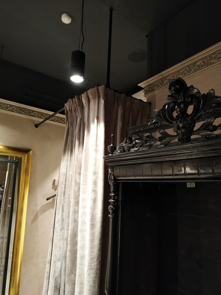 Примерочные бутика женской одежды