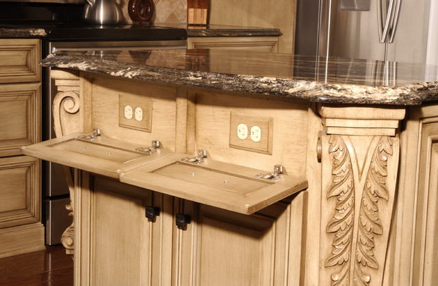 Grimstead Kitchen klassisch-kueche