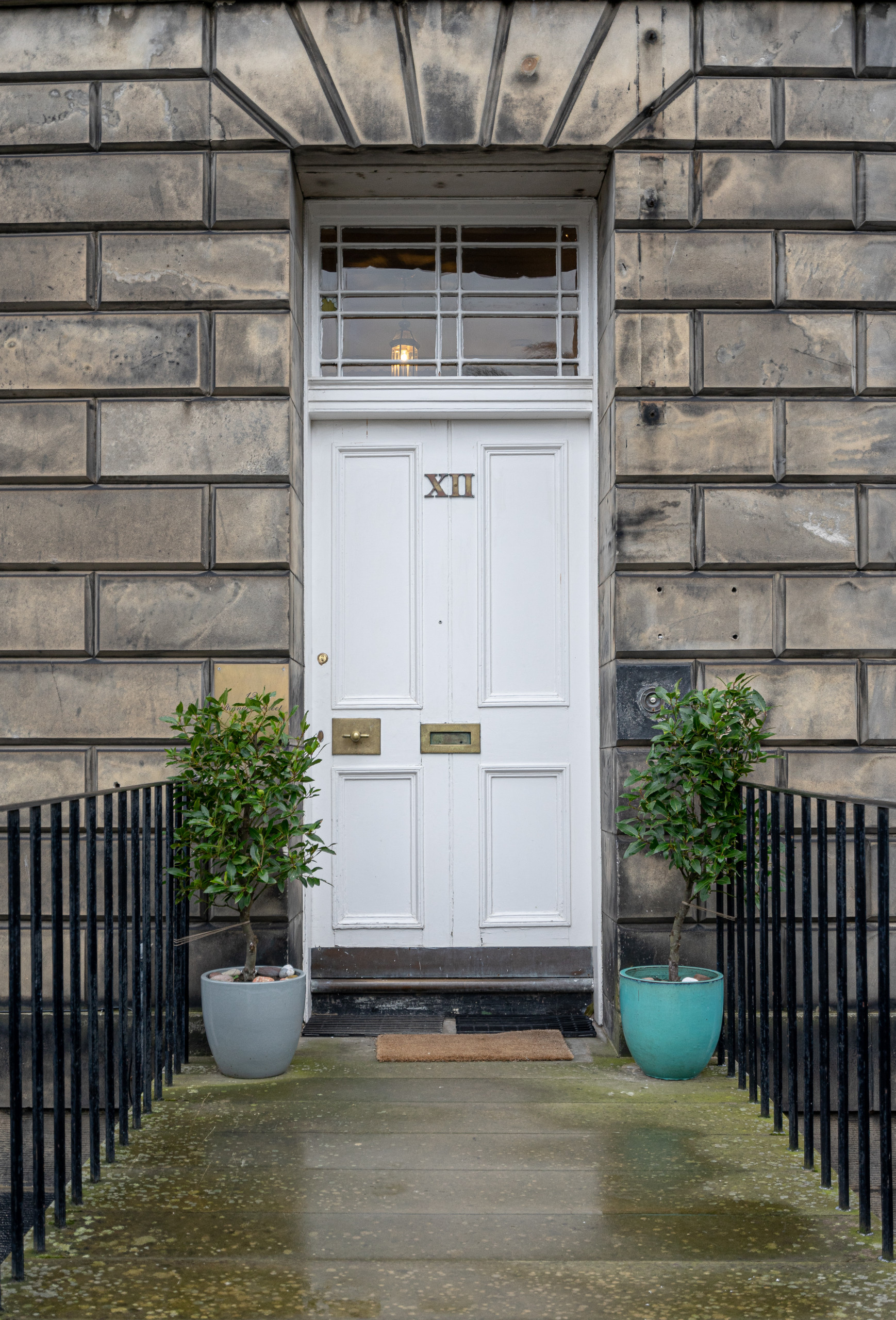 Alterations to a B-listed flat in the New Town, Edinburgh